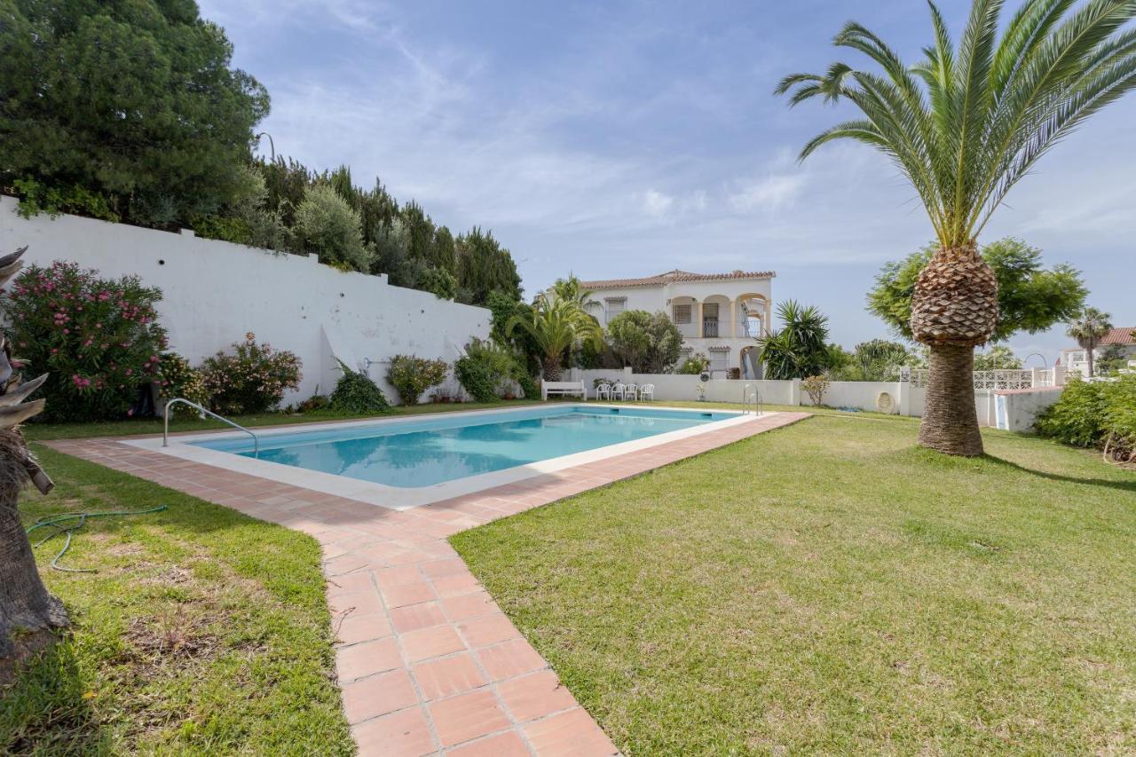 Villa Mi Casa Caleta De Velez Exterior foto